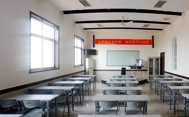 顺平美容美发培训学校哪个好 - 学费多少