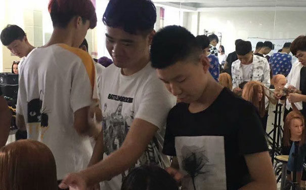 济宁鱼台美容美发培训学校哪个好 - 学费多少
