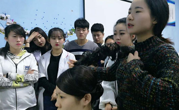 铁岭美容美发培训学校哪个好 - 学费多少