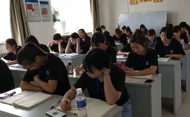 邢台隆尧美容美发培训学校哪个好 - 学费多少
