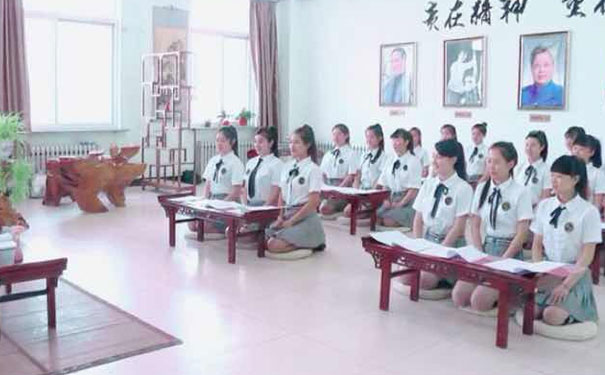 沈阳师联幼师学校