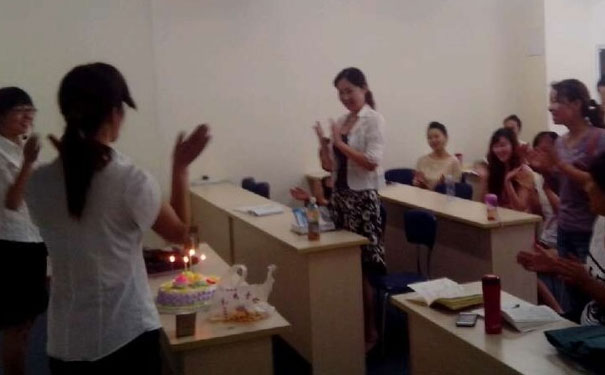 ���ݹ�ҵ԰�������ѧ�����ôѧ����ѧ�𣿶���Ǯ��