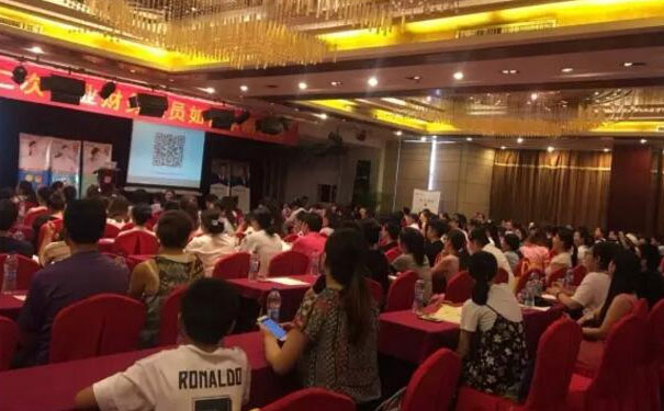 �����ʾ����������ѧ�����ôѧ����ѧ�𣿶���Ǯ��