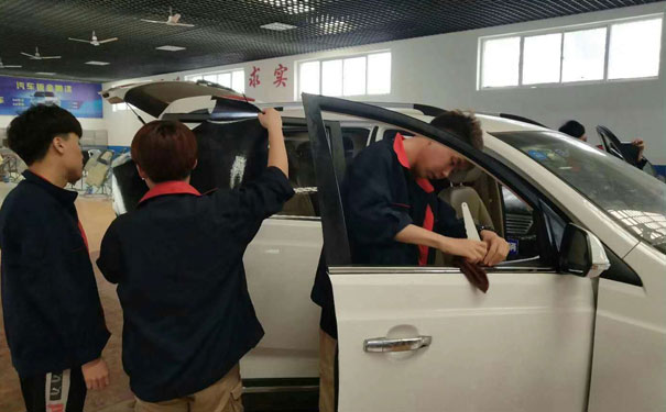 �ݳ�ѧ�����ļҺ� - Ҫ��� - ����Ǯ