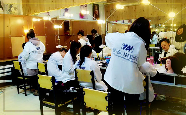 沈阳美发学校