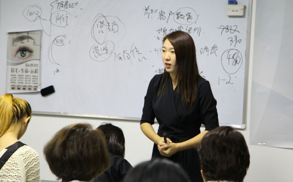 海城美发培训学校哪家好 - 学费多少钱