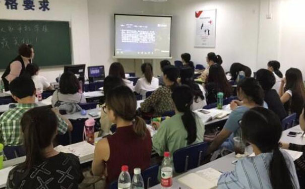 宁波鄞州区零基础学会计怎么学?好学吗?多少钱?