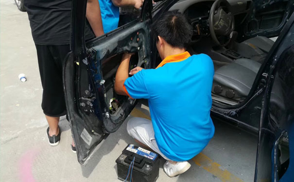 ��ɽѧ�����ļҺ� - Ҫ��� - ����Ǯ