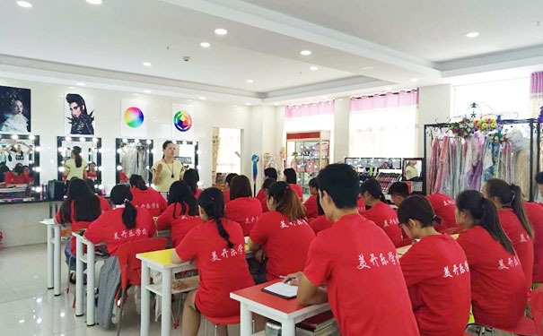 �޳�ѧ��ױ����� - ѧ�Ѷ���Ǯ - Ҫ���