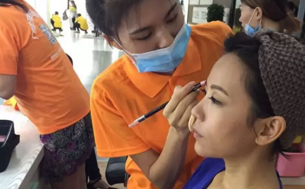 ����������ѧ��ױ����� - ѧ�Ѷ���Ǯ - Ҫ���