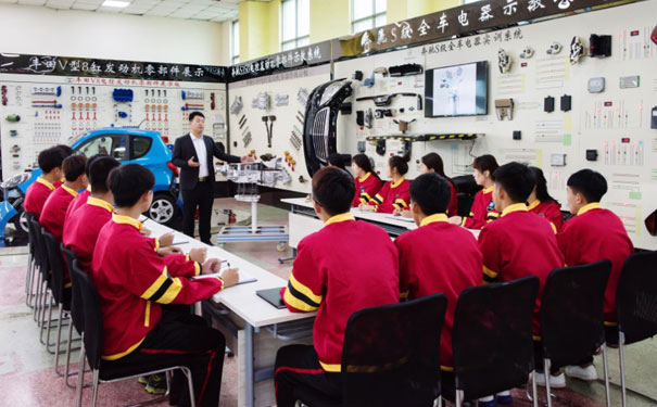 法库学汽修哪家好 - 要多久 - 多少钱