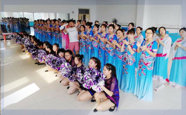 沈阳师联幼师学校