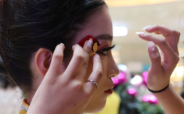 �̽�ѧ��ױ����� - ѧ�Ѷ���Ǯ - Ҫ���