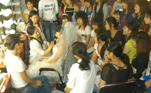 ������ľ��ѧ��ױ����� - ѧ�Ѷ���Ǯ - Ҫ���