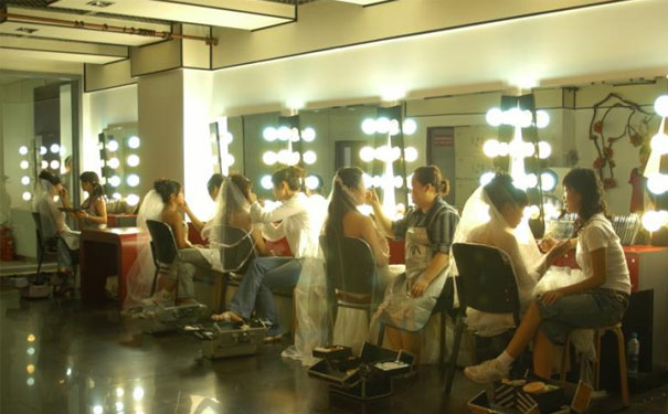 ������ͨ��ѧ��ױ����� - ѧ�Ѷ���Ǯ - Ҫ���