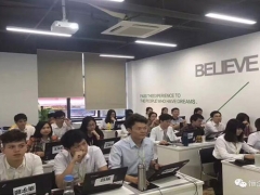 �人��Ƴ�������ʱ��