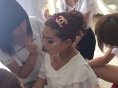 ���ݻ�ױѧУ�ĸ���/