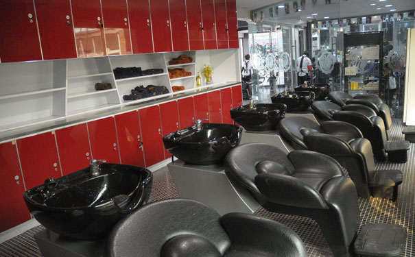 ��������������ѵѧУ-��ѧ��ʩ