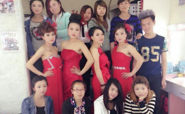 德州学化妆学费多少钱
