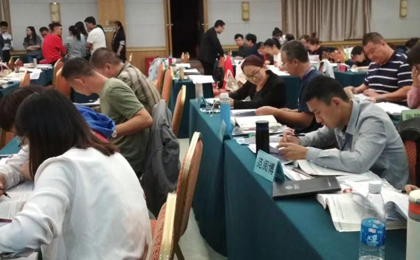 ����ʦ�ʸ�֤��ѵ�����ĸ��� - ����Ǯ