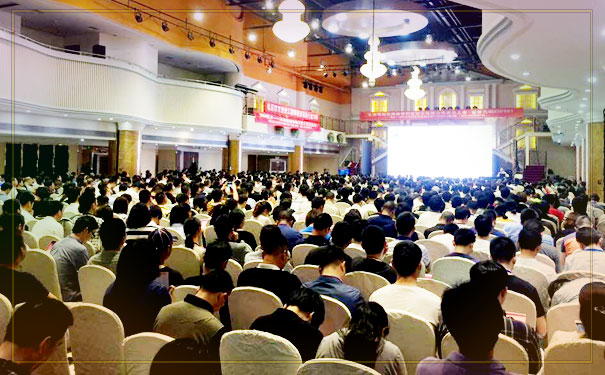 ��ʦ�ʸ�֤��ѵ