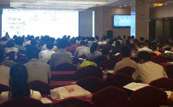 ������ʦ�ʸ�֤��ѵ�����ĸ��� - ����Ǯ