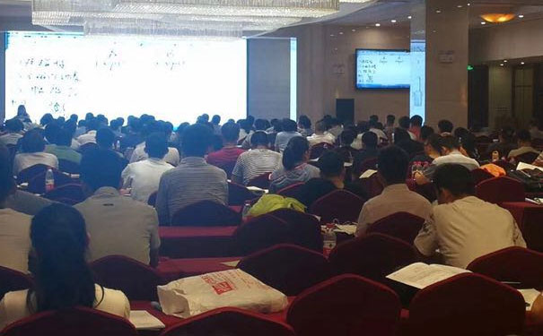 ������ʦ�ʸ�֤��ѵ�����ĸ��� - ����Ǯ