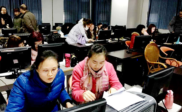 ������������ѵѧУ(������У��)��ô��