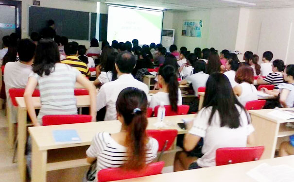 ������������ѵѧУ����