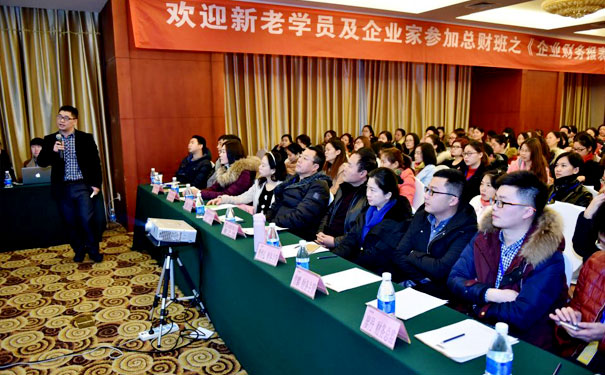 ������������ѵѧУ(�幫��У��)��ô��