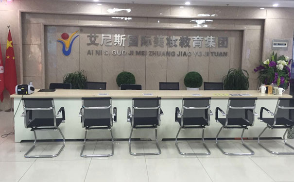 常熟化妆培训学校哪个好 - 学费多少
