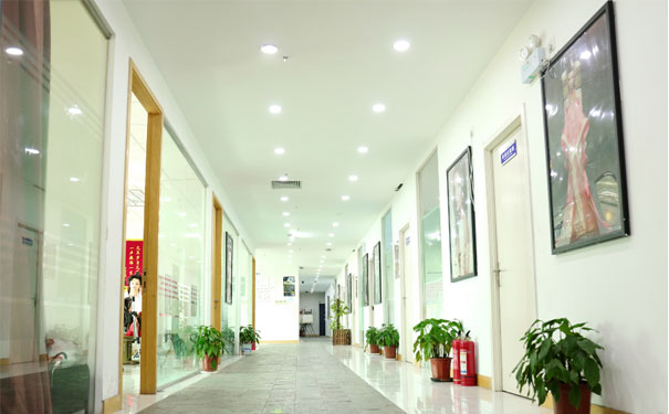 ���컯ױ��ѵѧУ�ĸ��� - ѧ�Ѷ���