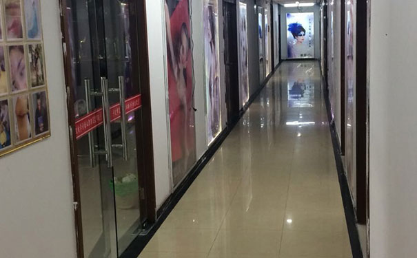 ��Ҧ��ױ��ѵѧУ�ĸ��� - ѧ�Ѷ���