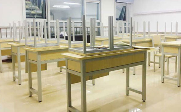 杭州临安区化妆培训学校哪个好 - 学费多少