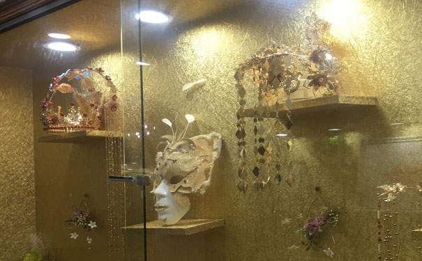  �����ϰ�����ױ��ѵѧУ�ĸ��� - ѧ�Ѷ���