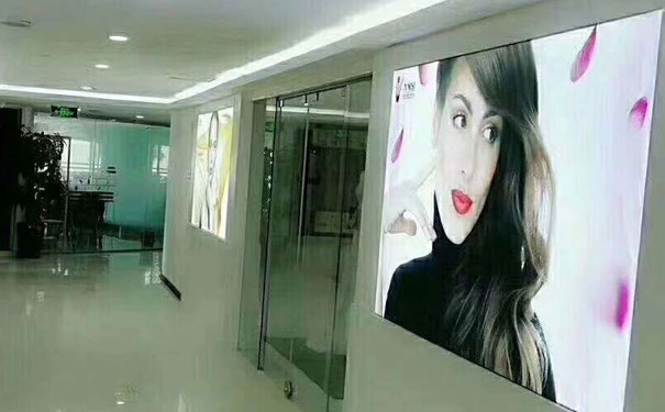 ���λ�ױ��ѵѧУ�ĸ��� - ѧ�Ѷ���