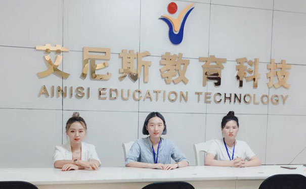 �Ͼ���ϼ����ױ��ѵѧУ�ĸ��� - ѧ�Ѷ���