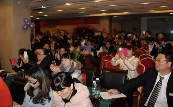 ��ݸ��ƿ��Եص� - ������