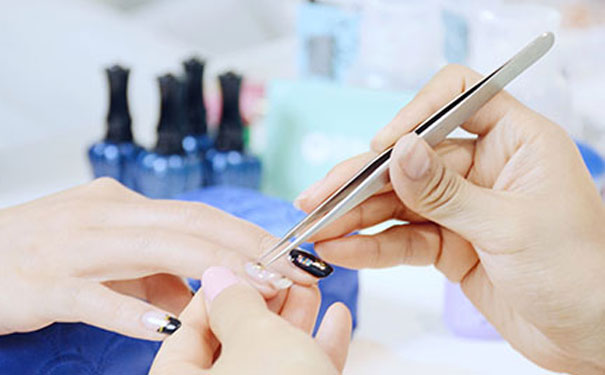 ����������ѵѧУ�ĸ��� - ѧ�Ѷ���Ǯ