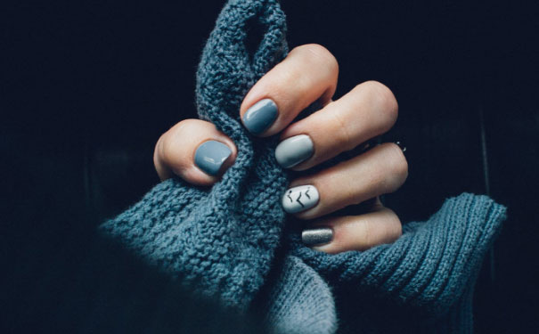 �Ϻ�������������ѵѧУ�ĸ��� - ѧ�Ѷ���Ǯ