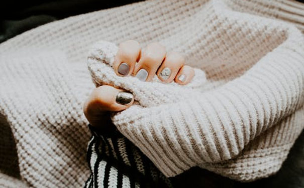 ��ɽ������ѵѧУ�ĸ��� - ѧ�Ѷ���Ǯ