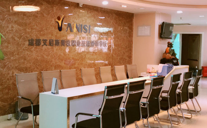 成都郫都区美甲培训学校哪个好 - 学费多少钱
