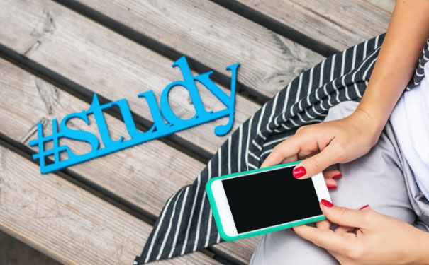 �ൺӢ����ѵ���ļҺ�