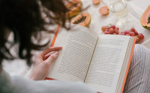 Ȫ�ݷ�����Ӣ�������ѵ�ļҺ� - �۸����Ǯ