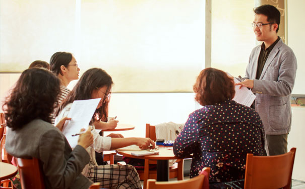 �Ϸ�Ӣ�������ѵ�ļҺ� - �۸����Ǯ