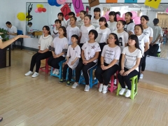 ����������רѧУ�׶����������֣���ר��/