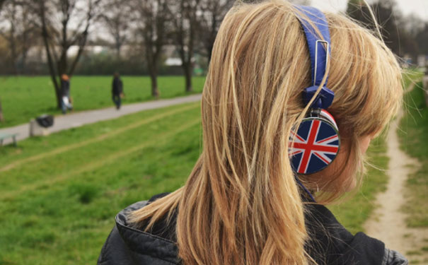 ��ݸ������Ӣ����ѵ��������Щ    