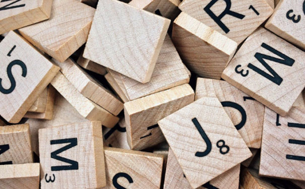 ��ݸ������Ӣ����ѵ��������Щ