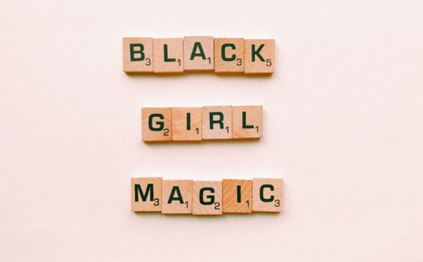 ��ɽӢ����ѵ��������Щ