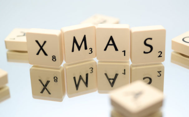 �ɶ�Ӣ����ѵ��������Щ